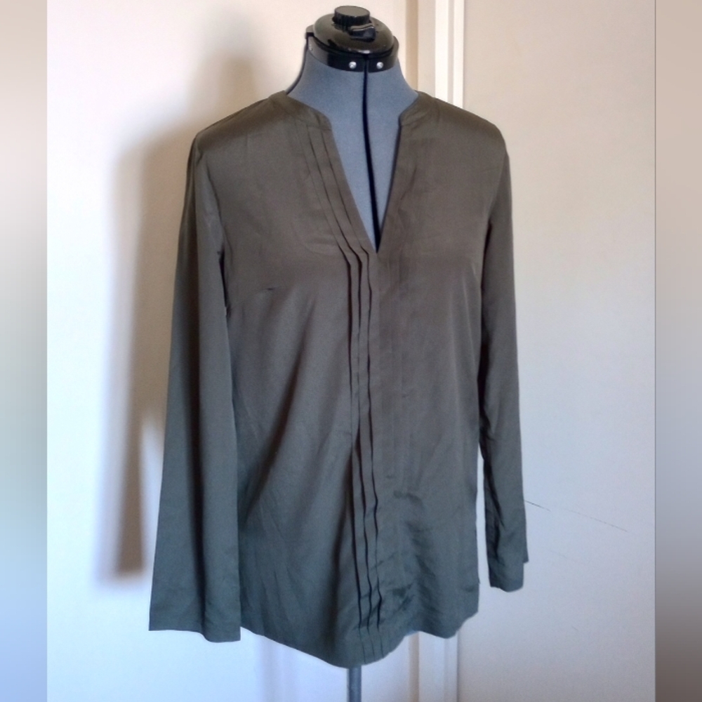 Michael Kors Pleated Olive Green Blouse Size large